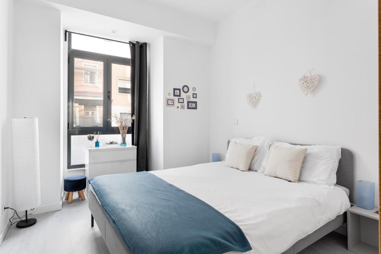 Altido Stylish Arroios Apartments, 20 Min To Centre Lisbona Esterno foto